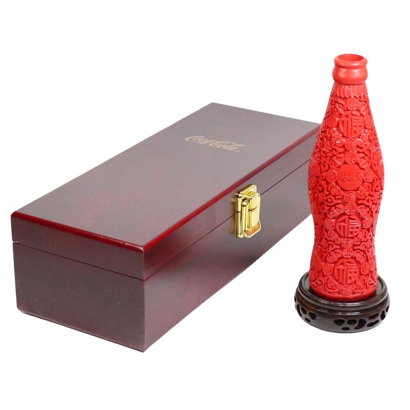 Cola Vintage Carved Lacquer Bo - огляд і ціна Vintage Collectible Bottles